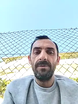 hotmen83 online show from 10-18-25, 09:22