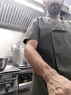 hotmen83 online show from 10-21-25, 11:20