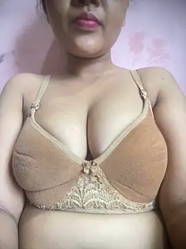 Snapshot of mona_15 chatting on 10-23-25, 02:54 mona 15 online show from 10-23-25, 02:54