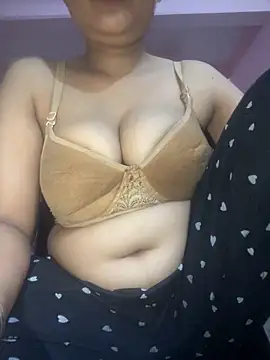 Snapshot of mona_15 chatting on 10-09-25, 09:26 mona 15 online show from 10-09-25, 09:26