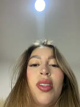 shannel moss   online show from 04-19-26, 12:44