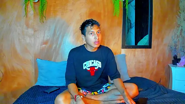 spicy adonhis online show from 03-29-26, 04:30