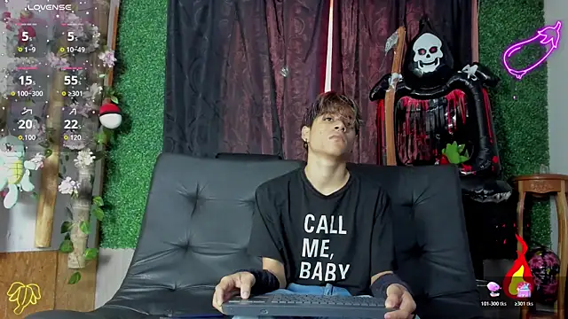 spicy adonhis online show from 10-30-25, 12:14