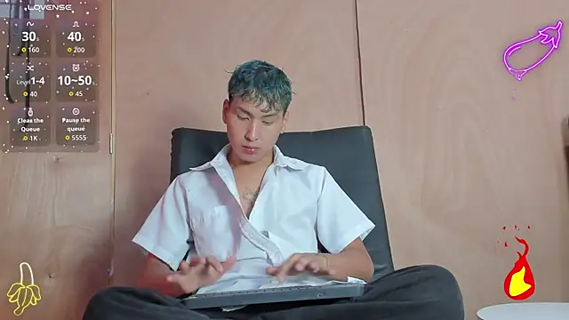 spicy adonhis online show from 10-15-25, 12:46