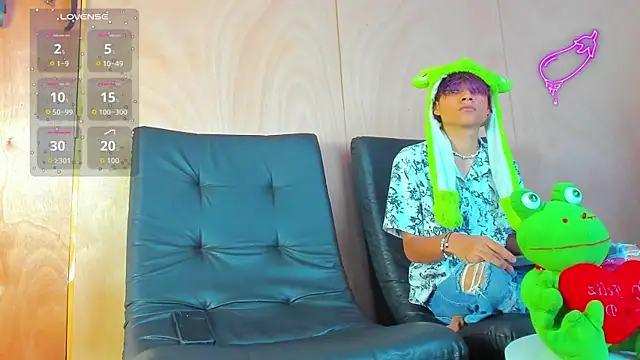 spicy adonhis online show from 09-23-25, 12:23