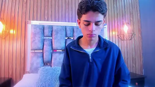 Snapshot of owen__johnson chatting on 11-21-25, 11:42 owen johnson online show from 11-21-25, 11:42