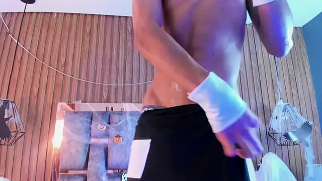 Snapshot of owen__johnson chatting on 10-30-25, 12:25 owen johnson online show from 10-30-25, 12:25