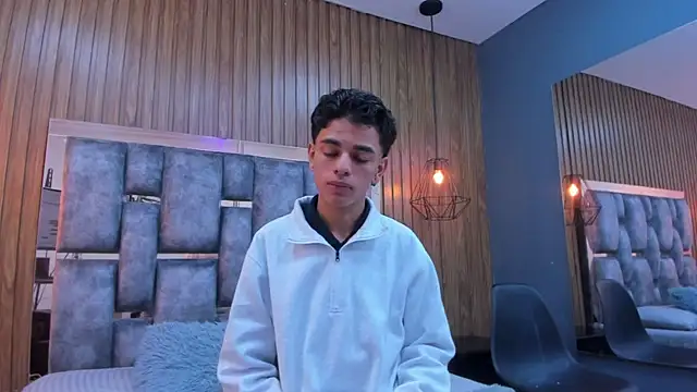 Snapshot of owen__johnson chatting on 12-14-25, 11:49 owen johnson online show from 12-14-25, 11:49