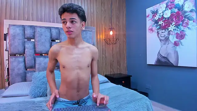 Snapshot of owen__johnson chatting on 11-18-25, 12:08 owen johnson online show from 11-18-25, 12:08