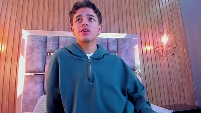 Snapshot of owen__johnson chatting on 11-27-25, 11:54 owen johnson online show from 11-27-25, 11:54