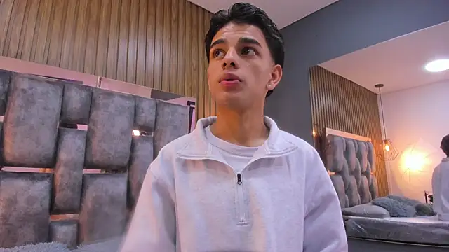 owen  johnson online show from 03-25-26, 11:42