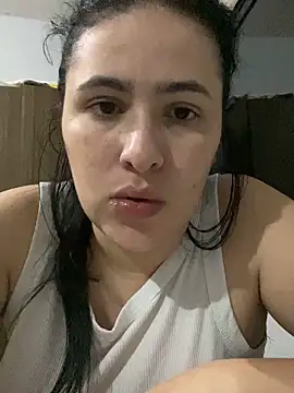 Snapshot of IvettSt_ chatting on 01-15-26, 04:49 IvettSt online show from 01-15-26, 04:49