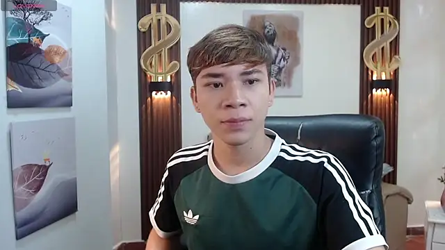 Snapshot of nathanclay chatting on 06-11-26, 12:57 nathanclay online show from 06-11-26, 12:57