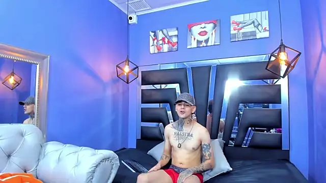 lilyth adam online show from 11-26-25, 01:27