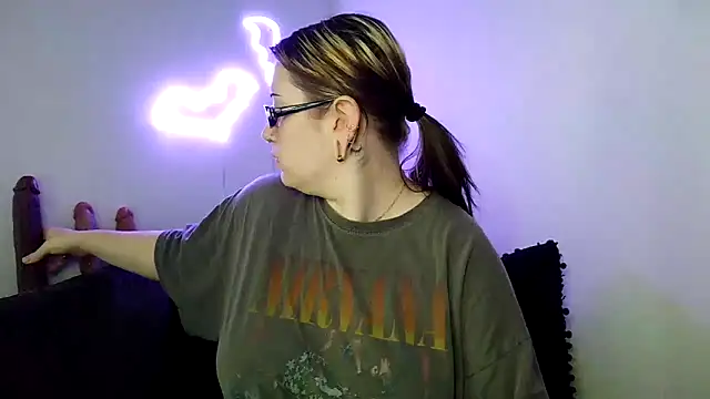 HarleyDemon666 online show from 02-10-26, 07:57