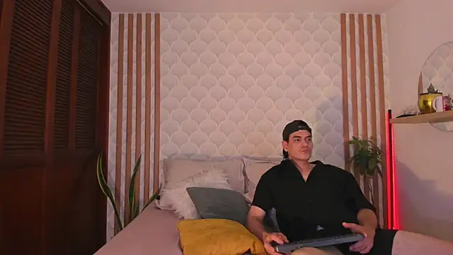 Cristian blaze online show from 06-04-26, 04:17