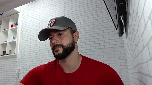 BombeiroHotx online show from 01-06-26, 07:51