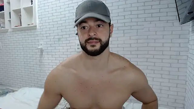 BombeiroHotx online show from 07-18-26, 06:05