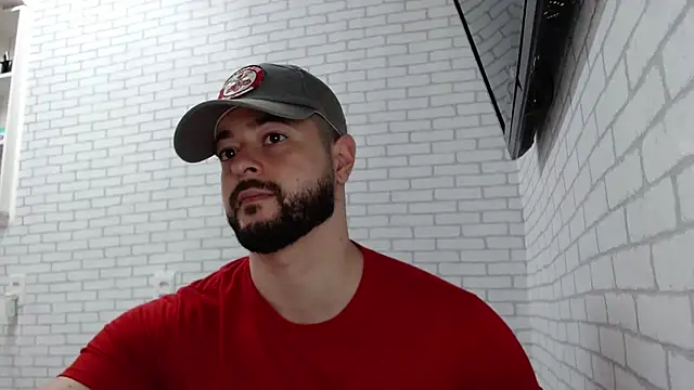 BombeiroHotx online show from 10-05-25, 03:58