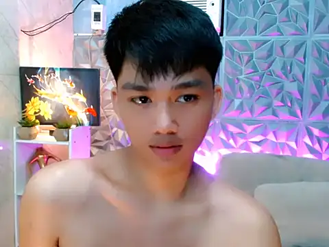 Mister officer69 online show from 06-20-26, 01:16