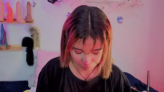 zoelight18 online show from 11-16-25, 11:26