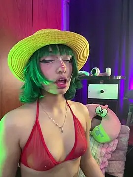 zoelight18 online show from 05-29-26, 03:56