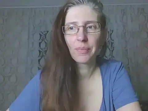 CandiCole online show from 11-30-25, 04:13