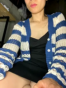 MinHiNi online show from 12-20-25, 03:59