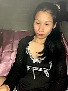 MinHiNi online show from 11-17-25, 04:22