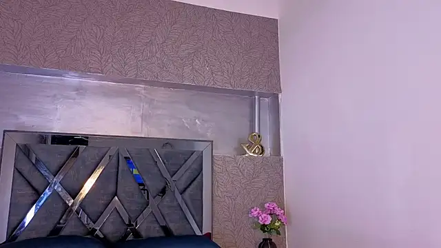  DantFox  online show from 11-29-25, 07:41