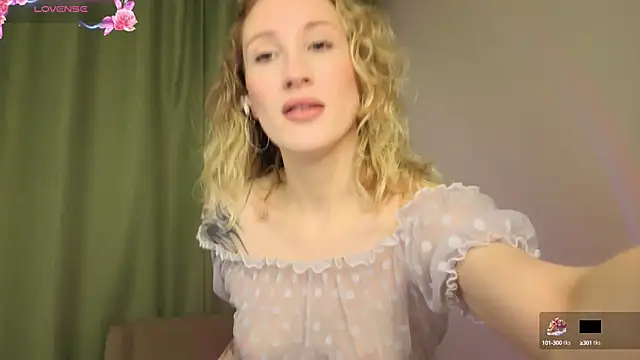 BiancaHelo online show from 09-20-25, 10:53