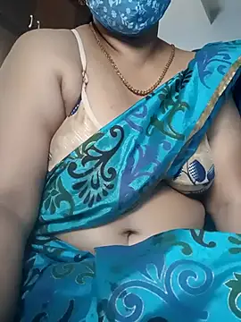 Snapshot of Tamil_Sivani chatting on 10-02-25, 03:21 Tamil Sivani online show from 10-02-25, 03:21