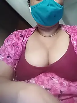 Snapshot of Tamil_Sivani chatting on 10-23-25, 01:48 Tamil Sivani online show from 10-23-25, 01:48