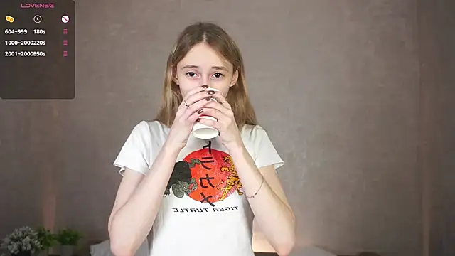 BeatrixHiett online show from 09-24-25, 04:08
