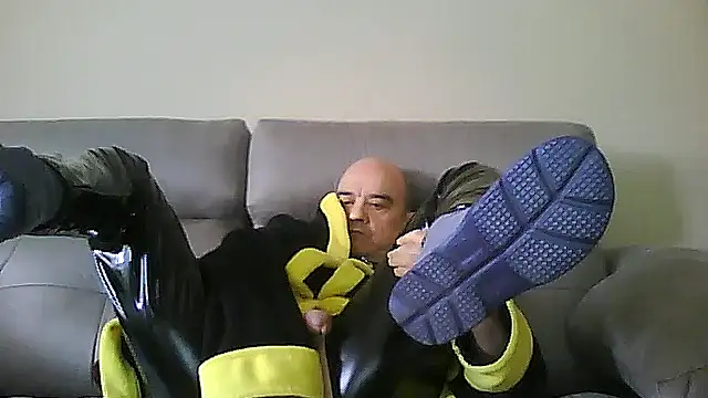 geli45 online show from 02-19-26, 11:40