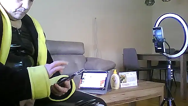 geli45 online show from 03-22-26, 04:08