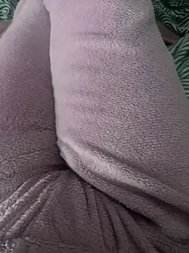 Snapshot of Darkfemminineenergy22 chatting on 11-13-25, 08:35 Darkfemminineenergy22 online show from 11-13-25, 08:35