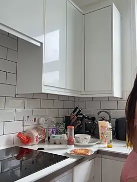 AlitaNova online show from 10-02-25, 10:51