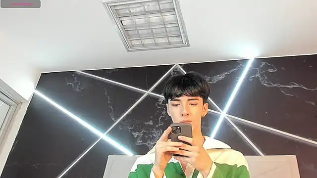 AerumChae online show from 03-20-26, 03:02