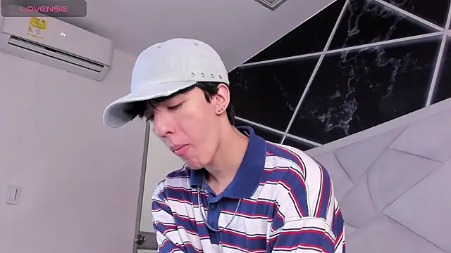 AerumChae online show from 06-10-26, 12:17