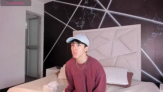 AerumChae online show from 04-14-26, 12:10