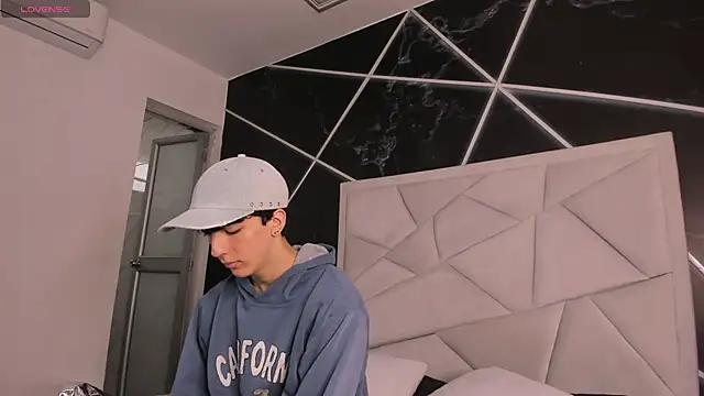 AerumChae online show from 05-09-26, 12:19