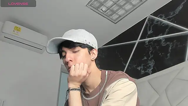 AerumChae online show from 07-04-26, 01:04