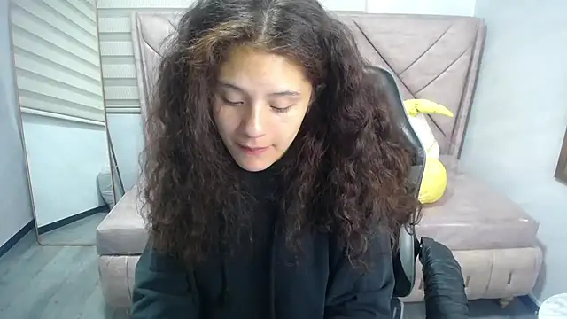 Velvet Moon V online show from 09-24-25, 01:06