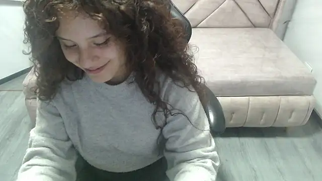 Velvet Moon V online show from 03-16-26, 08:00