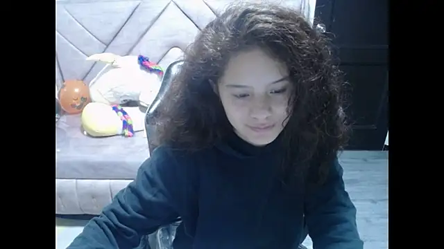 Velvet Moon V online show from 10-23-25, 01:10