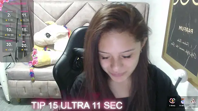 Velvet Moon V online show from 12-04-25, 01:10