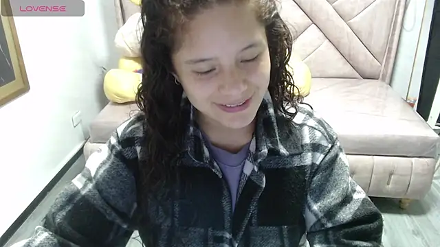 Velvet Moon V online show from 11-15-25, 01:15