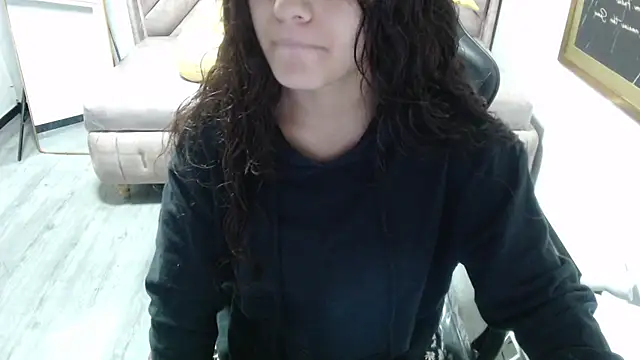 Velvet Moon V online show from 12-15-25, 01:28