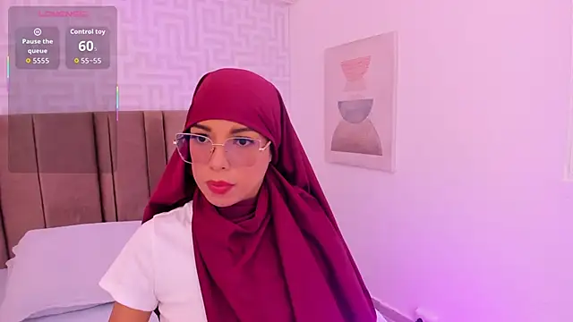 naishaa  online show from 03-09-26, 01:36